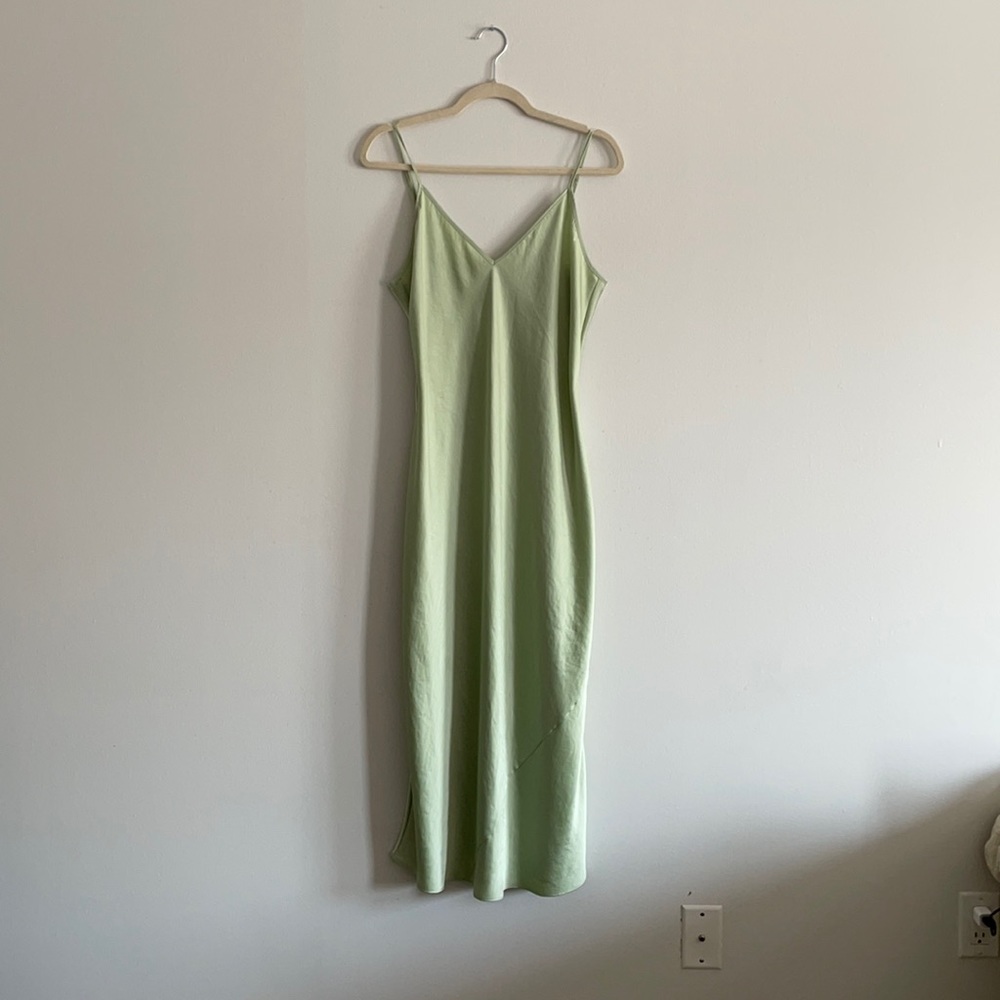 Aritzia WILFRED Dress in Keylime Green